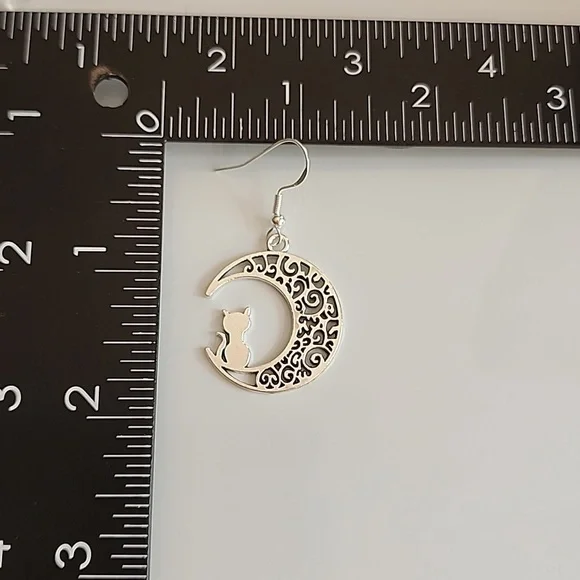 Crescent Moon Cat Earrings Silver  925S Posts ER - Picture 3 of 5